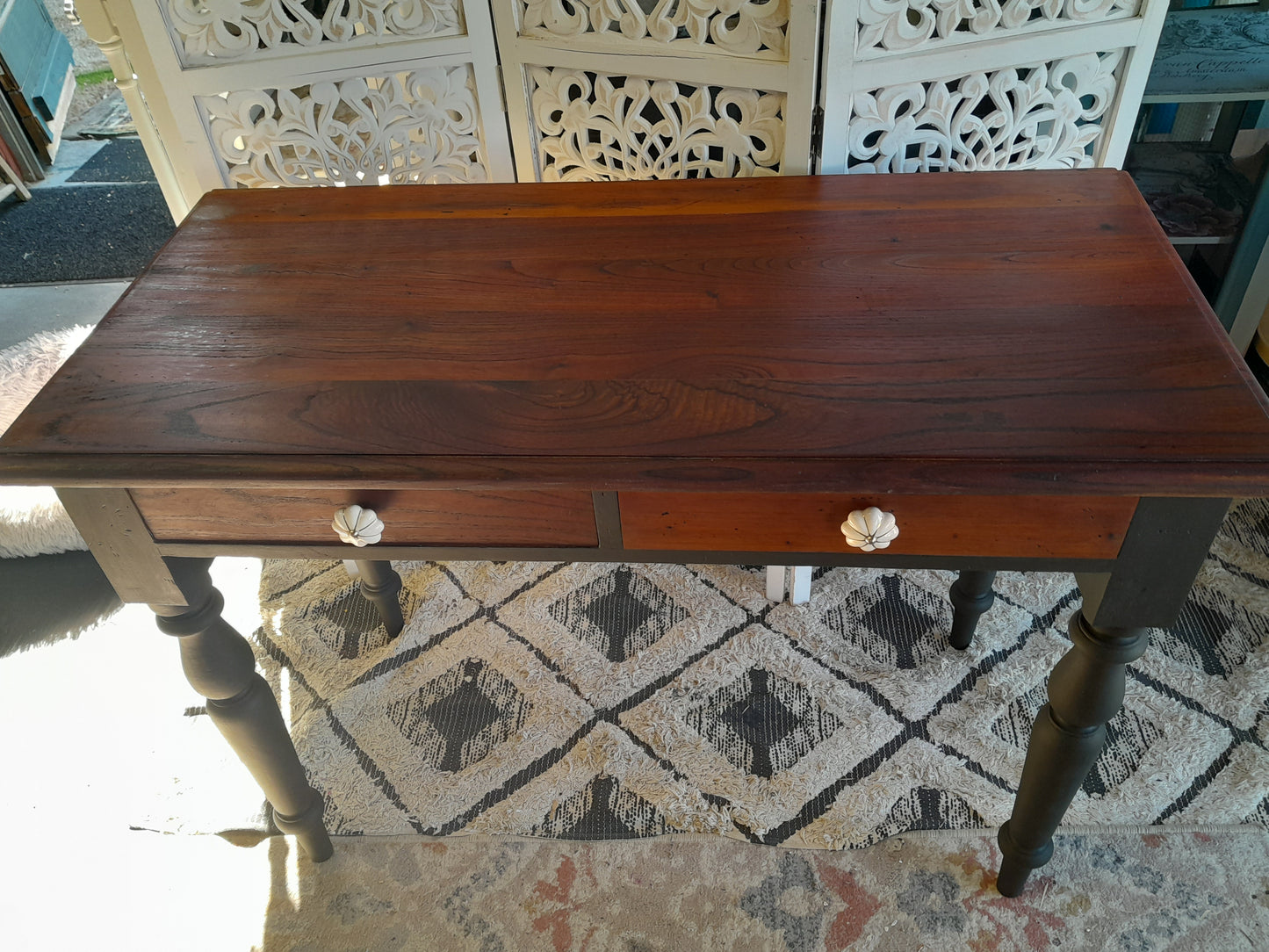 Hall table