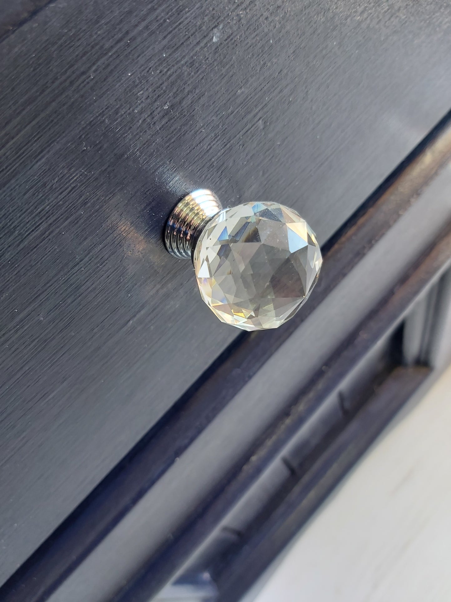 Crystal knobs