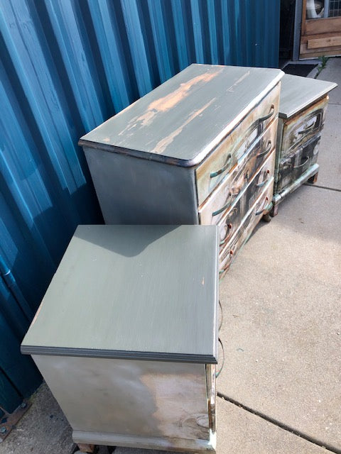 Bespoke Drawers & Bedsides.