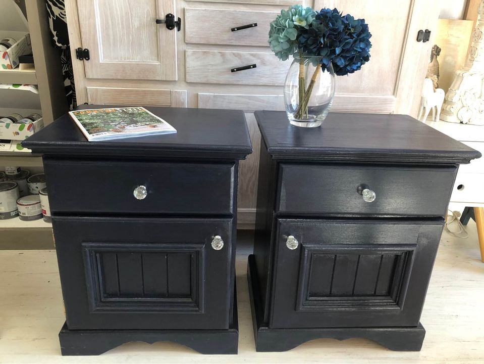 Bedside table